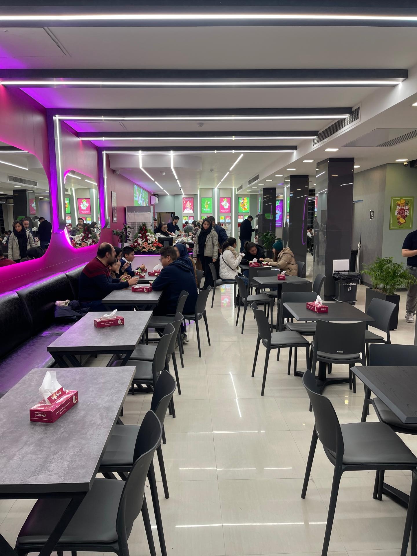 عکس ماست بستنی رژیمی یوگولند