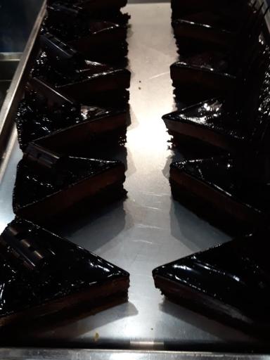 عکس قنادی پاپا