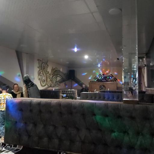 عکس کافه باغ طاها