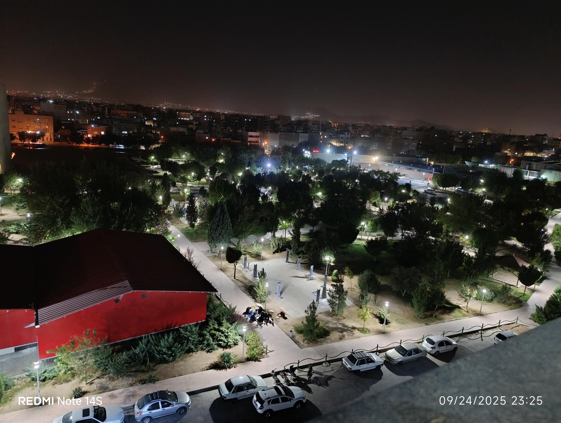 عکس پارک درخشان