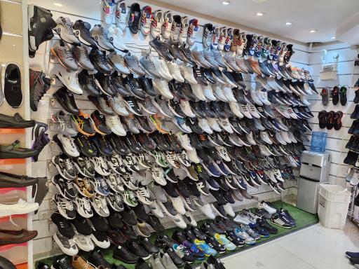 عکس پخش عمده کفش بزرگیان