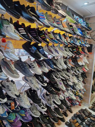 عکس پخش عمده کفش بزرگیان