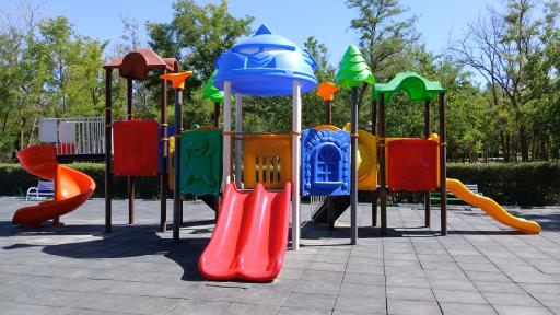 عکس بوستان بانوان گلایل