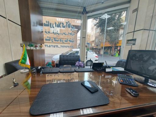 املاک آقایی