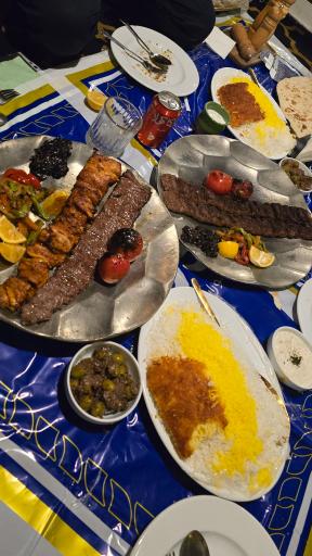 عکس رستوران باغ وزرا