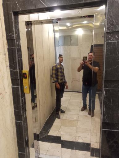 عکس شرکت آسانسور رعد آسا