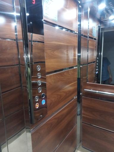 عکس شرکت آسانسور رعد آسا