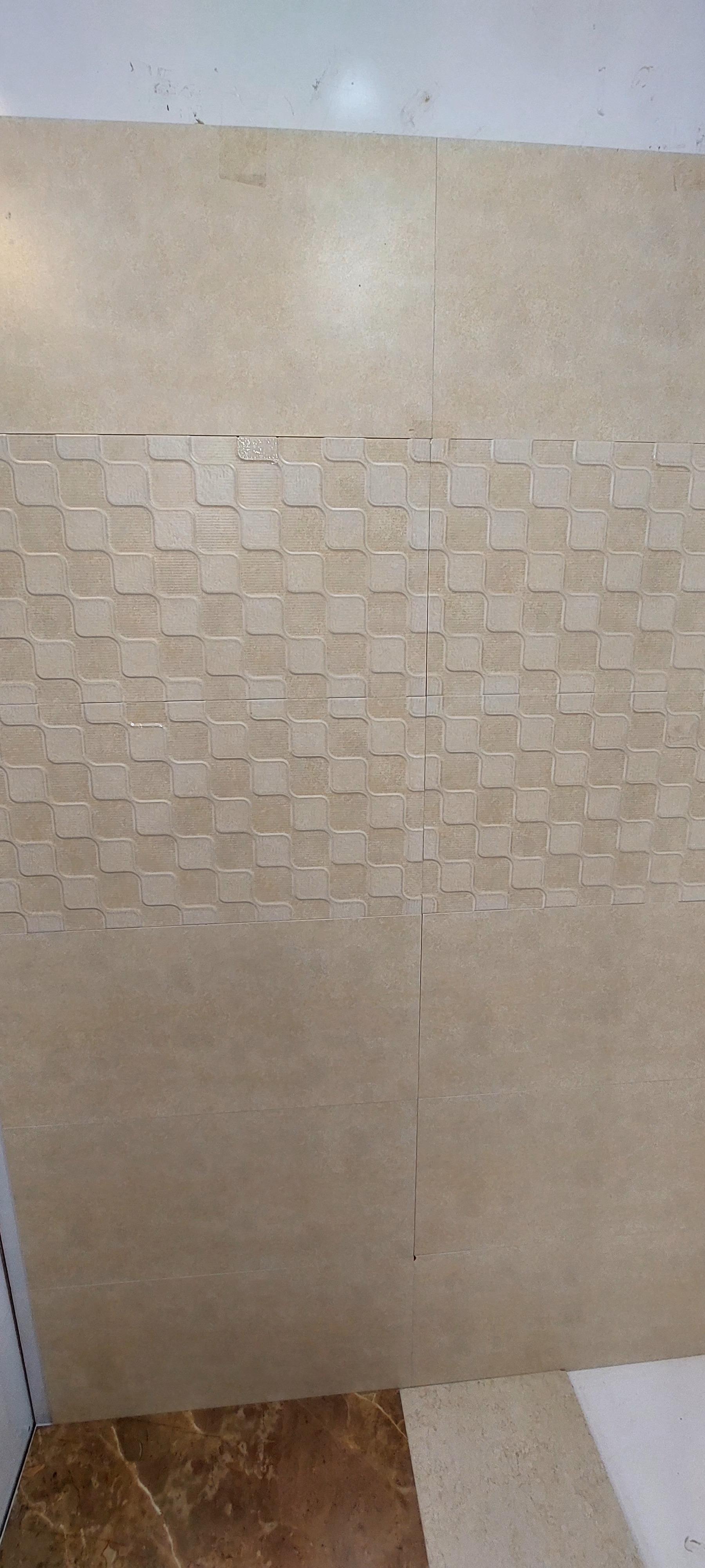 عکس نمایشگاه کاشی و سرامیک امینی