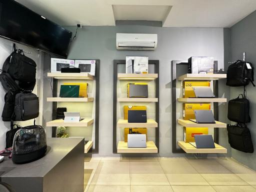 عکس فروشگاه رایانه سبز