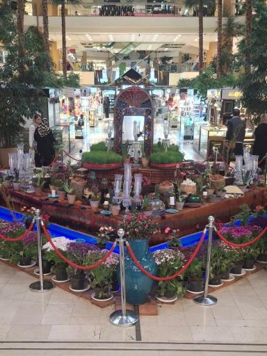 عکس مرکز خرید تیراژه