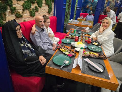 عکس رستوران نادر