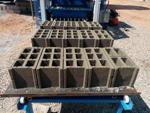 بلوک اکسین بام پارس