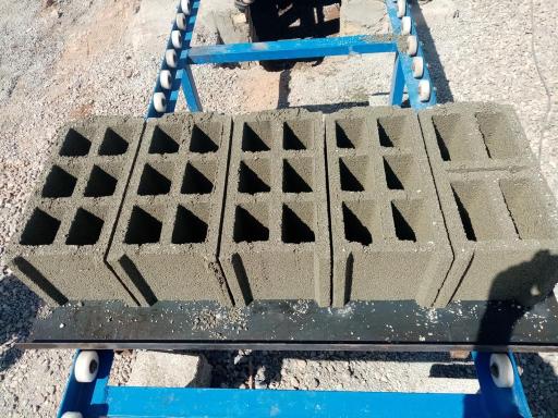 عکس بلوک اکسین بام پارس