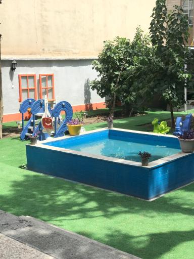 عکس موسسه استعدادیابی ابر سفید