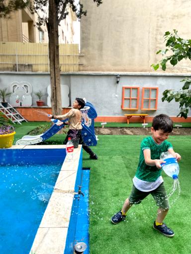 عکس موسسه استعدادیابی ابر سفید