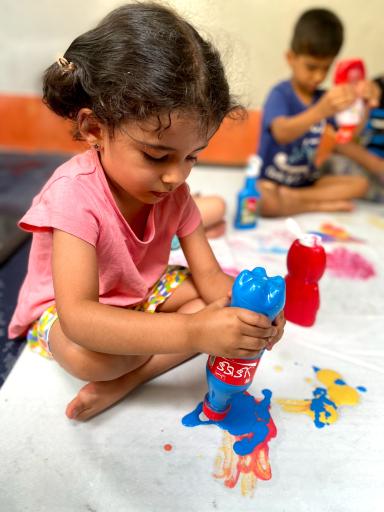 عکس موسسه استعدادیابی ابر سفید