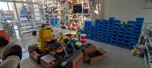 عکس فروشگاه رنگ و ابزار عباسی