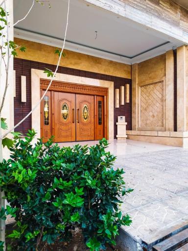 عکس مجتمع مسکونی آریانا پلاس 