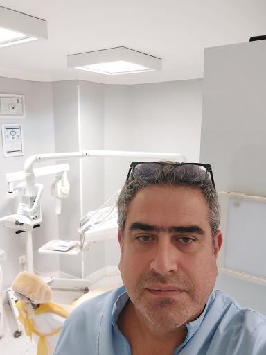 عکس دندانپزشکی دکتر علیرضا غزنوی 