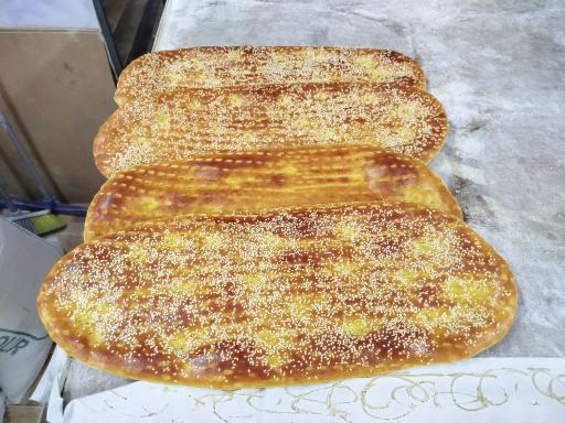 عکس نان تهران قویدل