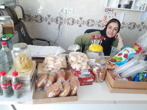 عکس سوپر مارکت بهار