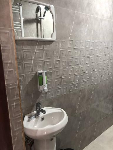 خانه مسافر صدرا 