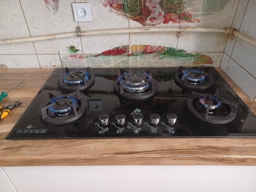 عکس نصب و تعمیرات هود گاز و فر محققی