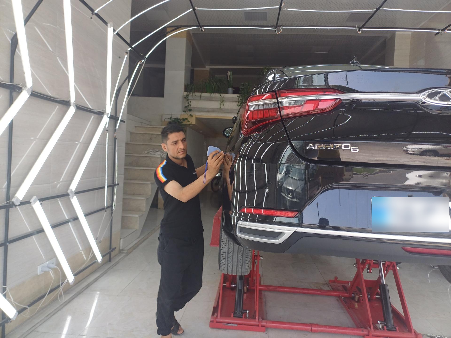 عکس تشخیص رنگ میثم حسنلو 