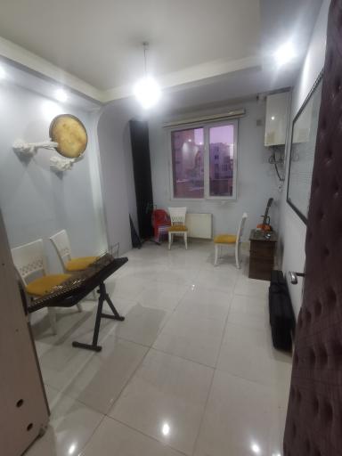 عکس آموزشگاه موسیقی هارمونی 