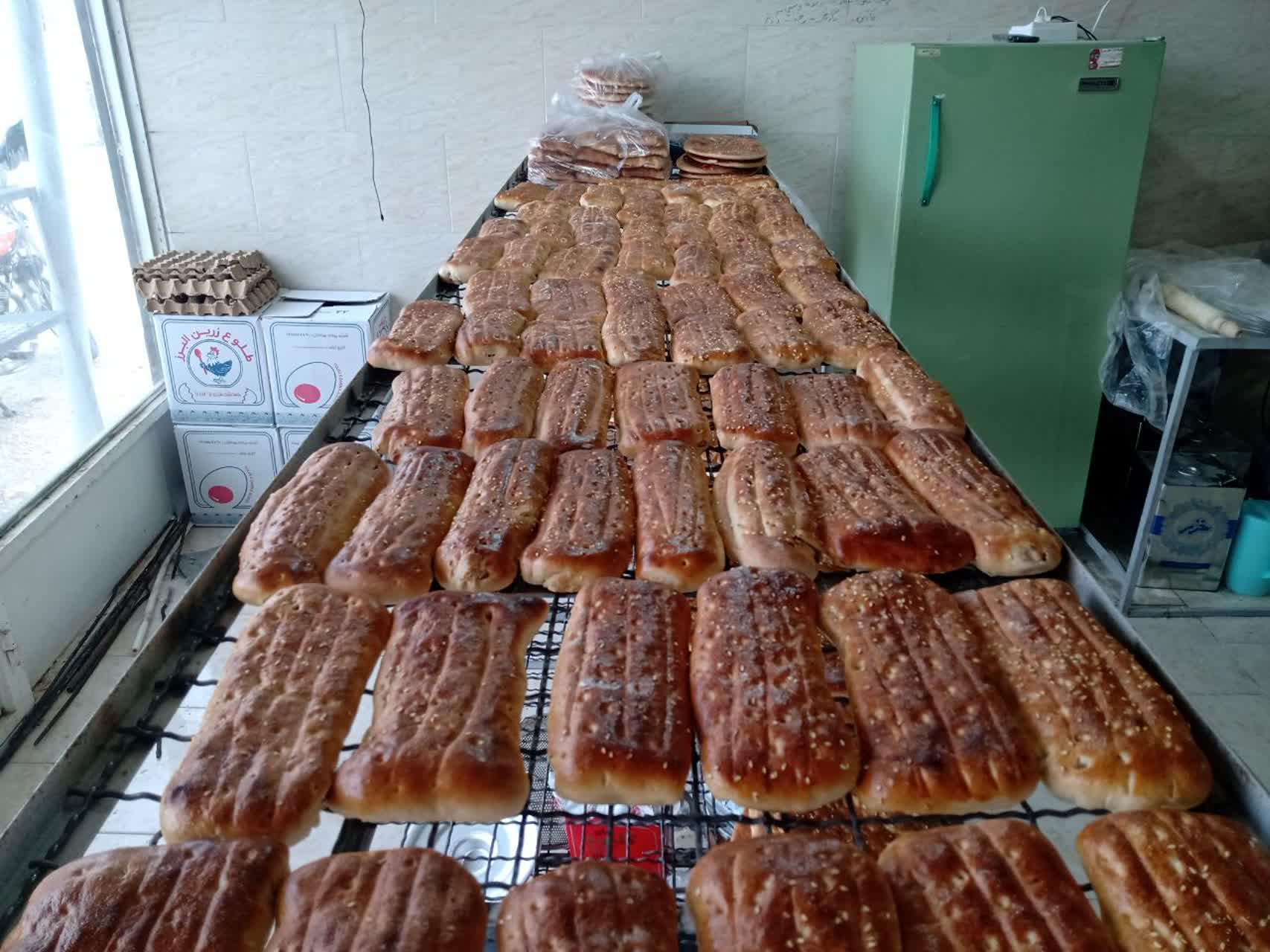 عکس فطیر پزی سنتی