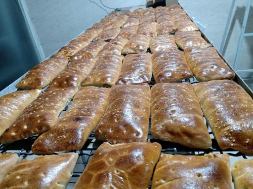 عکس فطیر پزی سنتی