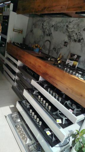 عکس فروشگاه بهداشتی ساختمانی آسایش