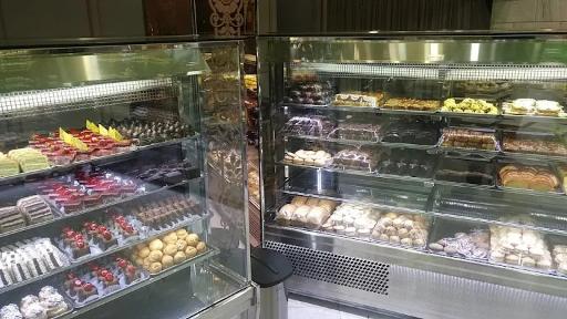 عکس قنادی گلستان