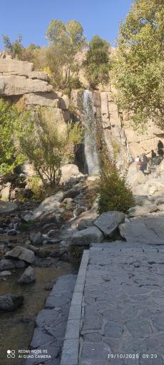 عکس سنگ نوشته های باستانی گنجنامه