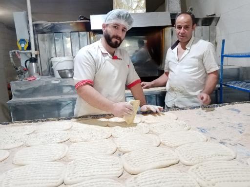 عکس نانوایی شاطر طاهر