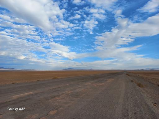 عکس تالاب گاوخونی