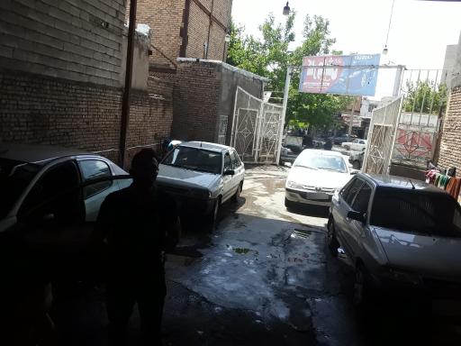 عکس کارواش سرپوشیده محله