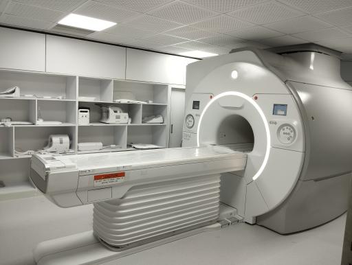 عکس مرکز تصویربرداری پزشکی آفرینش
