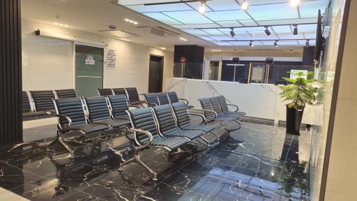 عکس مرکز تصویربرداری پزشکی آفرینش