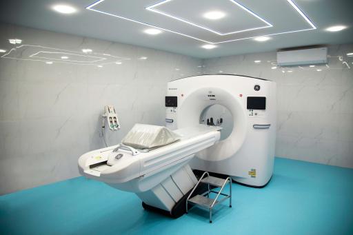 عکس مرکز تصویربرداری پزشکی آفرینش