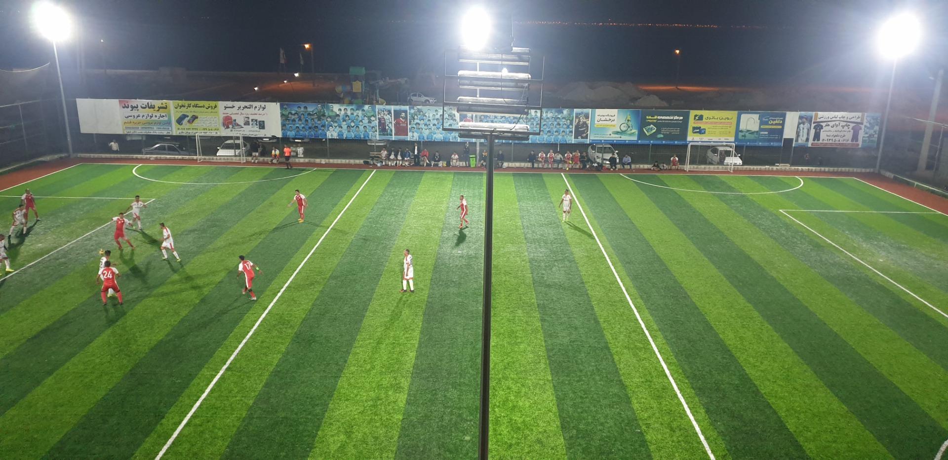 عکس زمین چمن مهر هلر