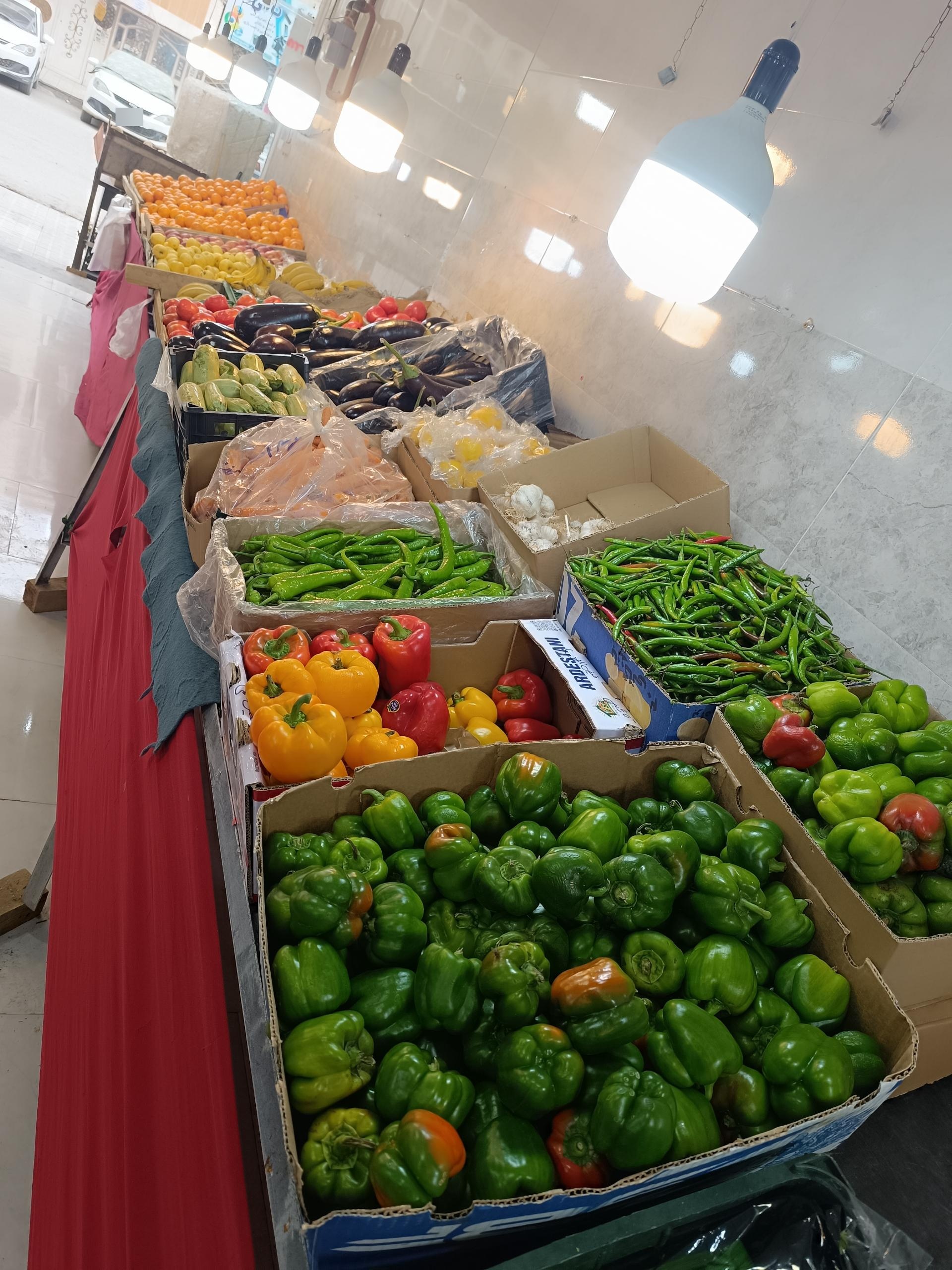 عکس میوه فروشی میدون کوچولو 