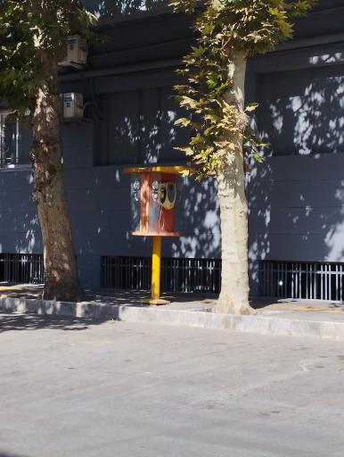 عکس تلفن عمومی