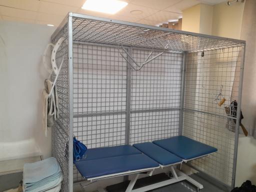 عکس کاردرمانی و گفتار درمانی ارتباط