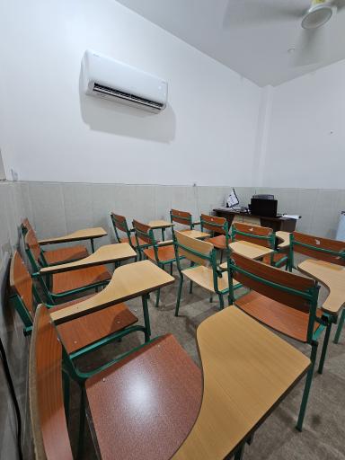 عکس آموزشگاه نوبل میبد