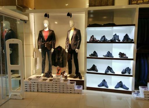 عکس مرکز خرید آقا و خانوم خاص