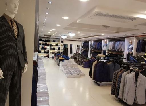 عکس مرکز خرید آقا و خانوم خاص