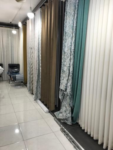 پرده سرای هادی