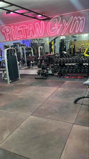 عکس باشگاه بدنسازی پیل تن