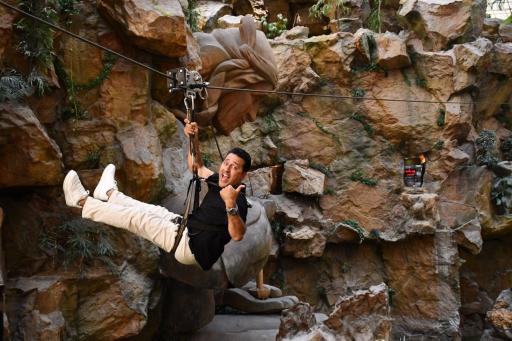 عکس زیپ لاین تفریحات پلاس